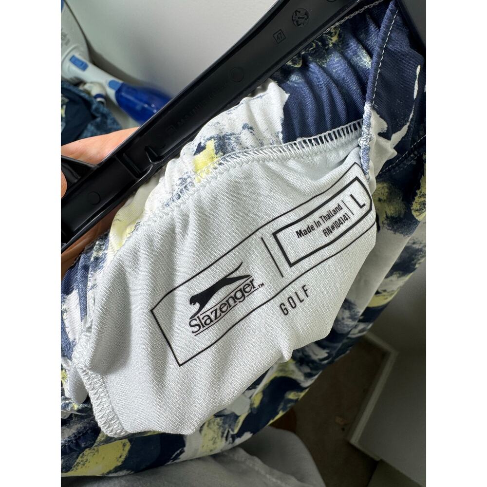 Slazenger Women's Golfing Skort and Zip Up Set Size L/XL - Picture 8 of 10